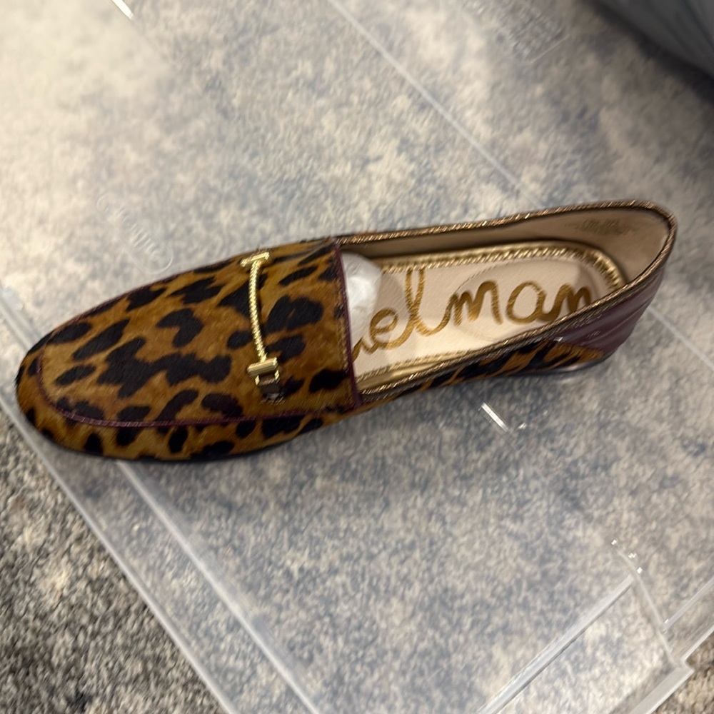 Sam Edelman never worn leopard and burgundy loafer size 7.5